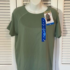 NWT Mondetta Olive Short Sleeve Tee